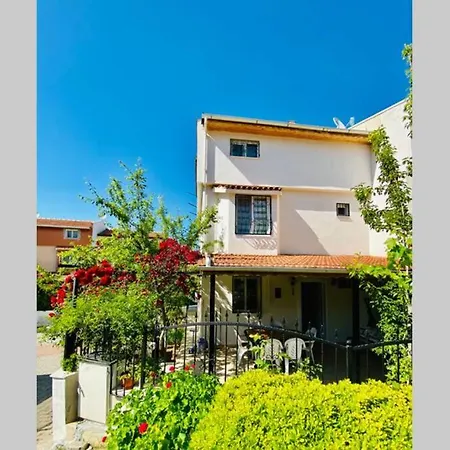 Villa Kusadasi'nda Sessiz Sakin Bir Nida 6 Kusadası