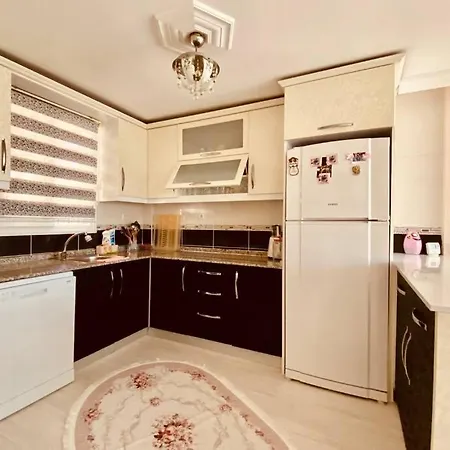 Kusadasi'nda Sessiz Sakin Bir Nida 6 Kusadası